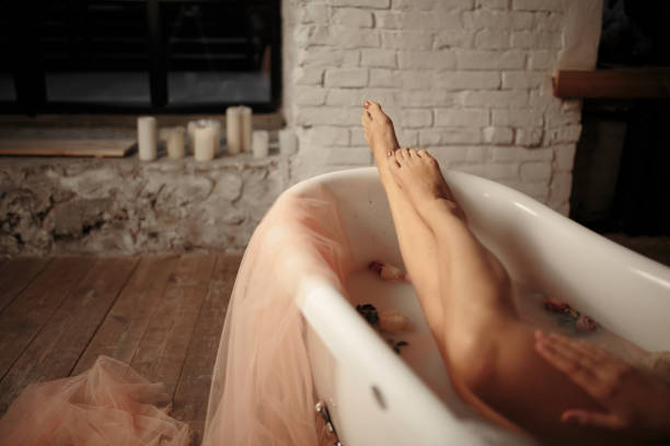 How to Take a Vegan Milk Bath for Skin-Softening Benefits