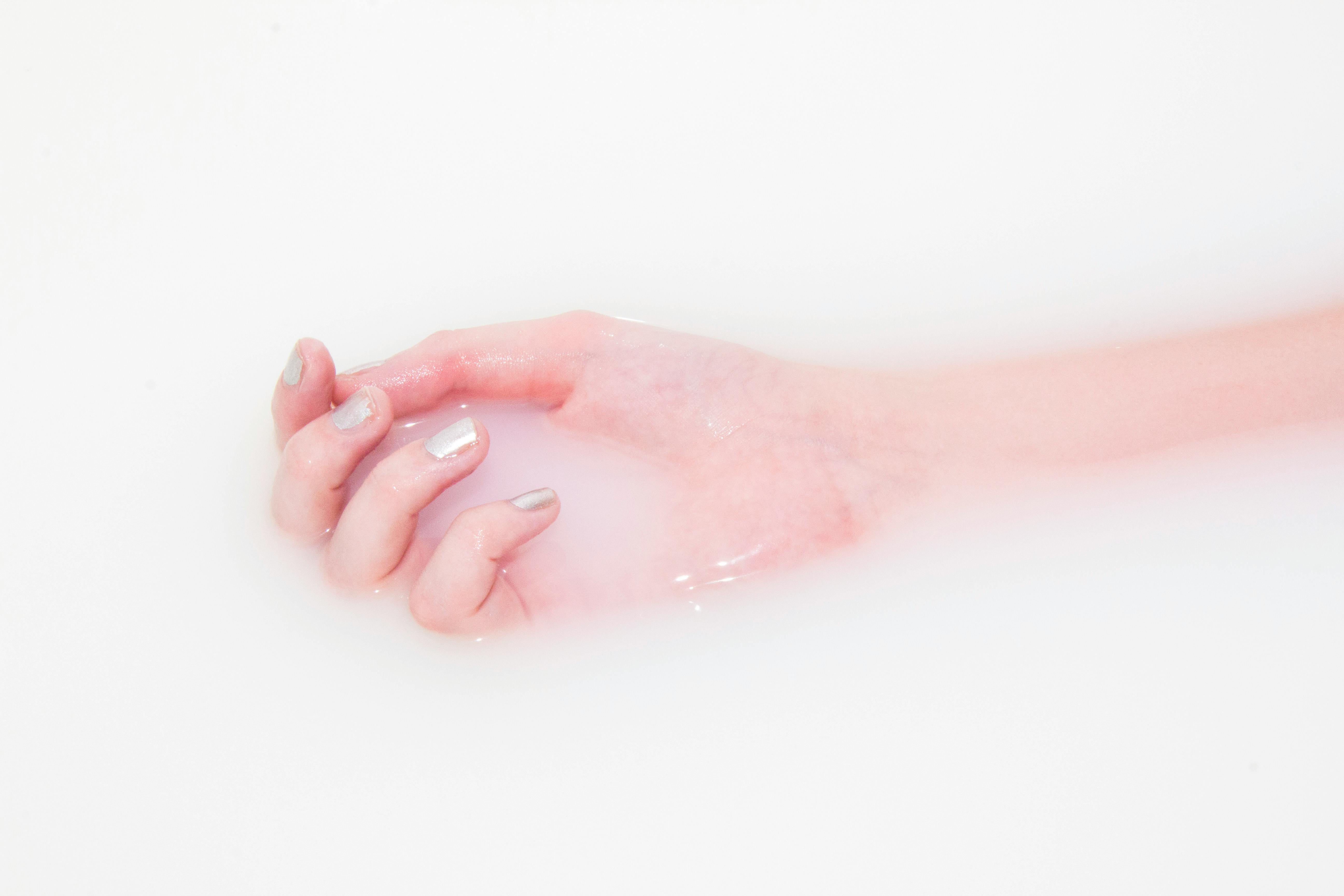 Unlocking the Power of Bathing: Absorbing Essential Vitamins and Minerals Through Your Skin