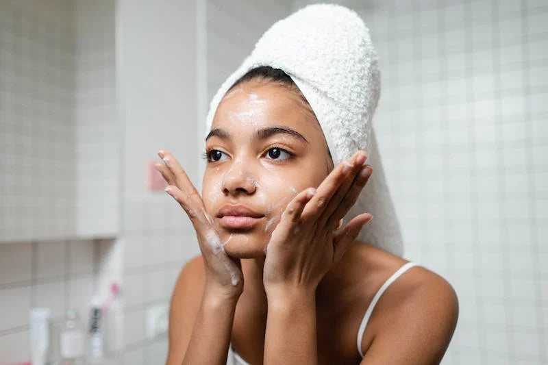 Benefits of Washing Your Face With Bar Soap